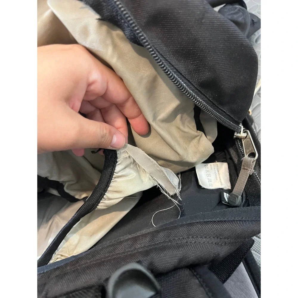 Vintage The North Face Backpack Unisex OS Black Hiking‎ Outdoor Daypack Bag